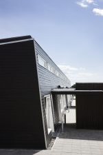 Moderne daginstution opført med Superwood beklædning.